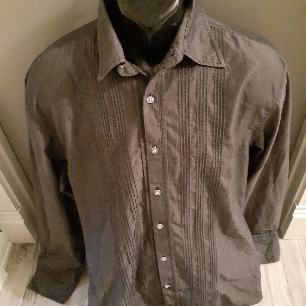Men's Roar Top